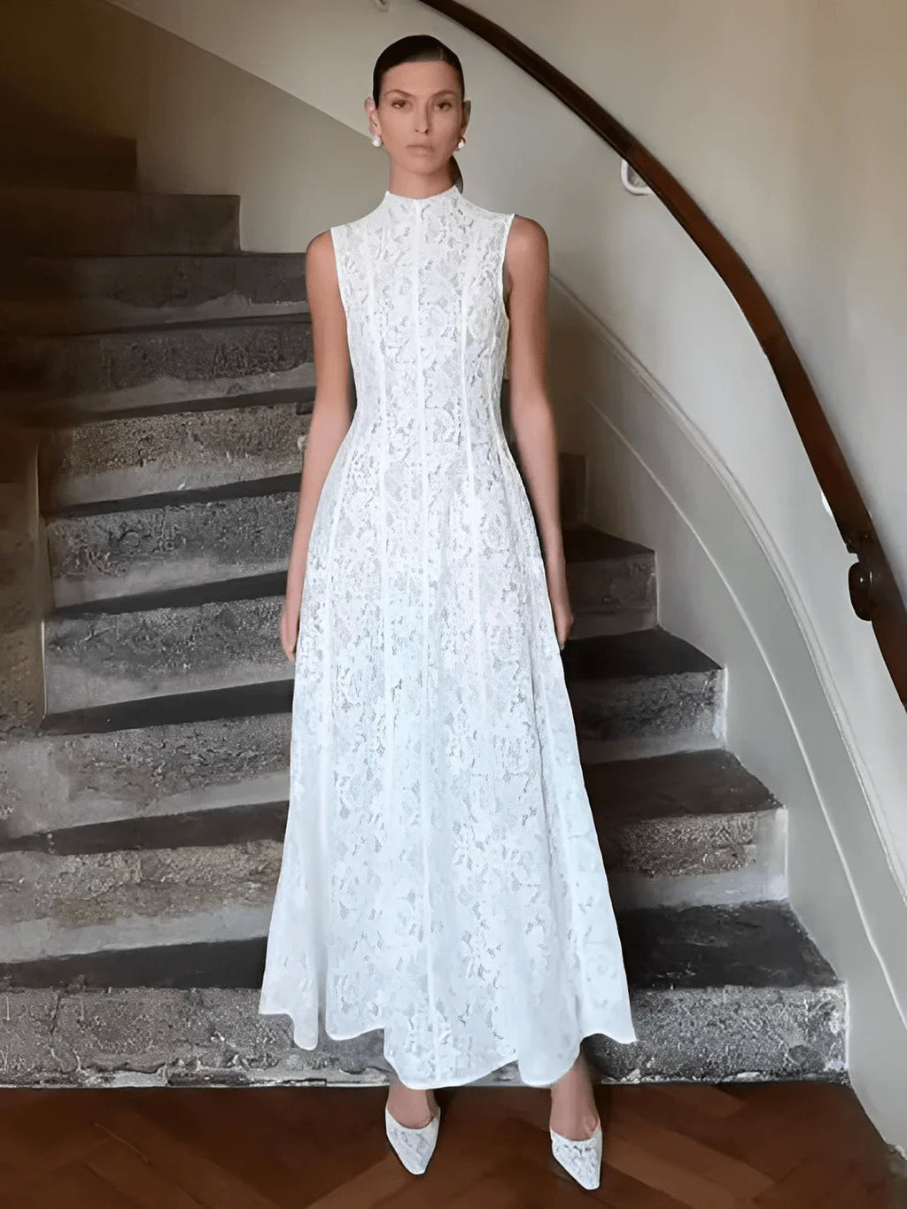 Midi Dress in Textured Lace with Flowers – Carla