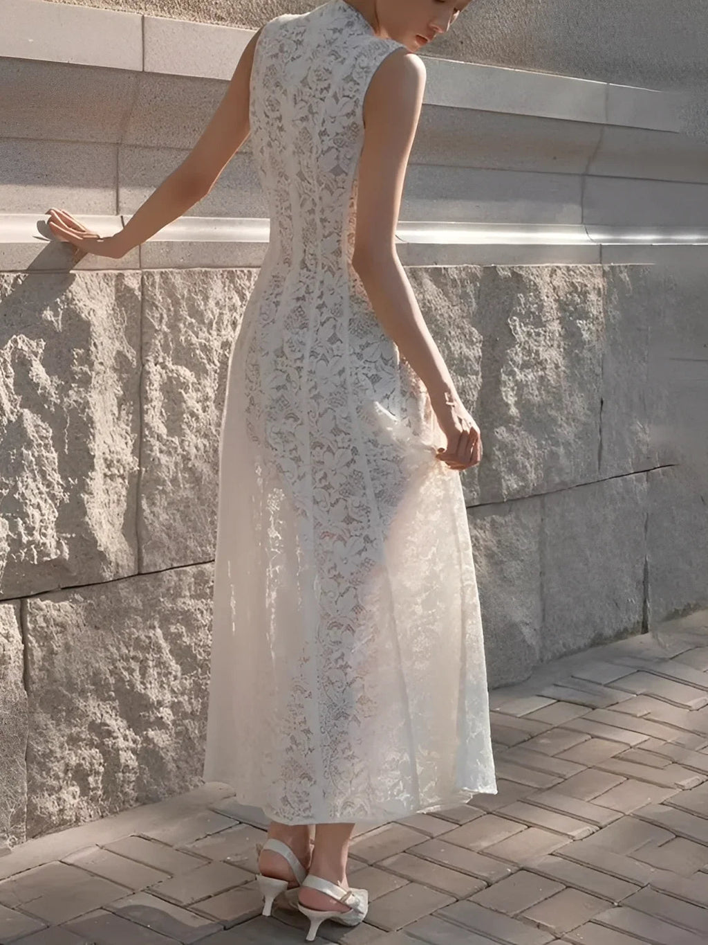 Midi Dress in Textured Lace with Flowers – Carla