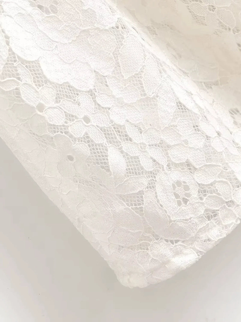 Midi Dress in Textured Lace with Flowers – Carla