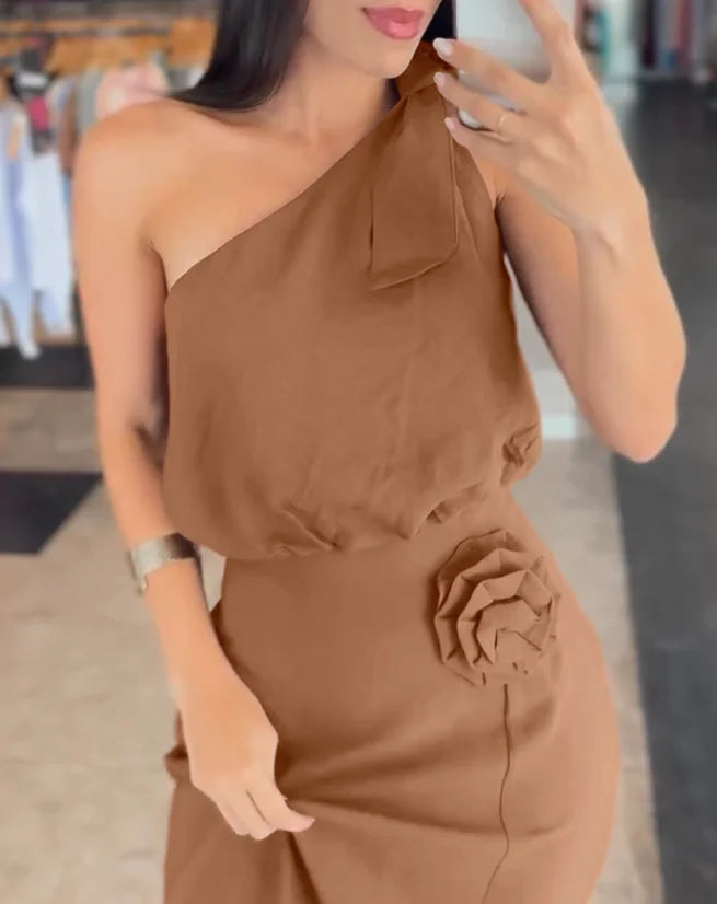 Asymmetrical Women's 2-Piece Set with Flower