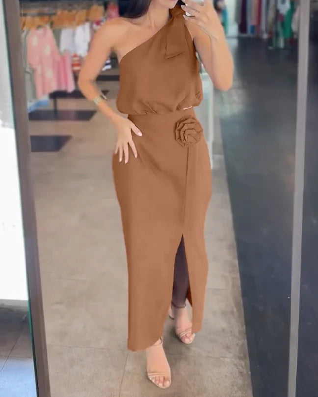 Asymmetrical Women's 2-Piece Set with Flower